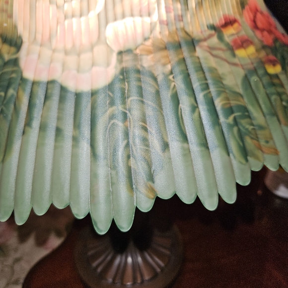 Glynda Turley? Reversed Hand-Painted Flowers Parlor Table Lamp - Picture 3 of 7